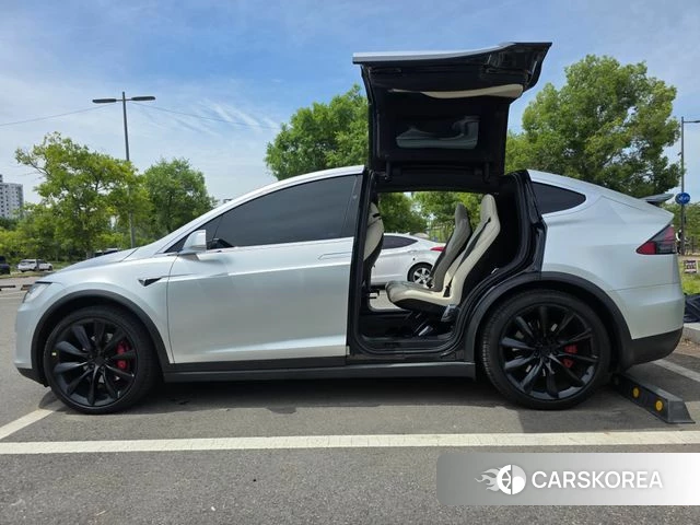 Tesla Model X id 4501750 из Кореи 16