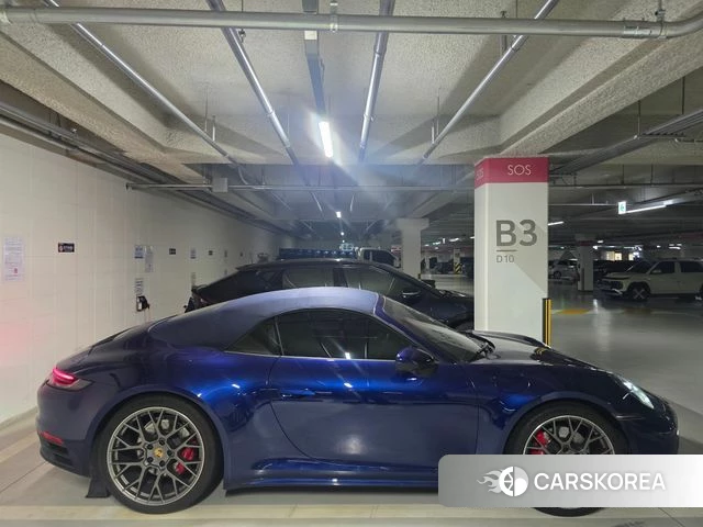 Porsche 911(992) id 4196299 из Кореи 15