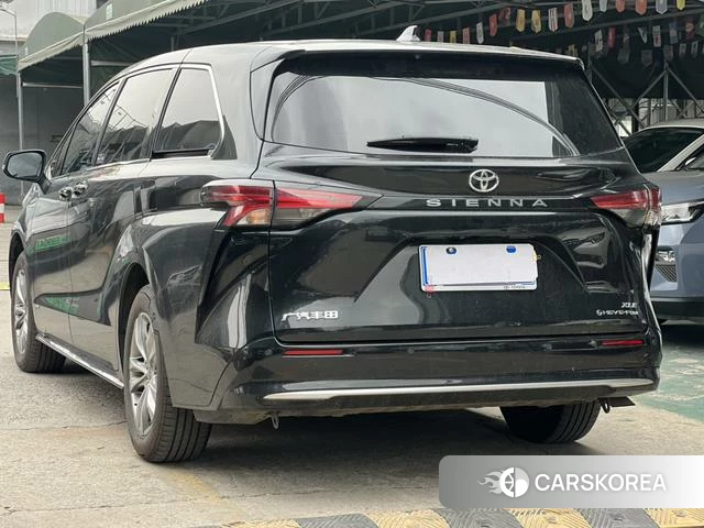Toyota Saina id 4290219 из Китая 14