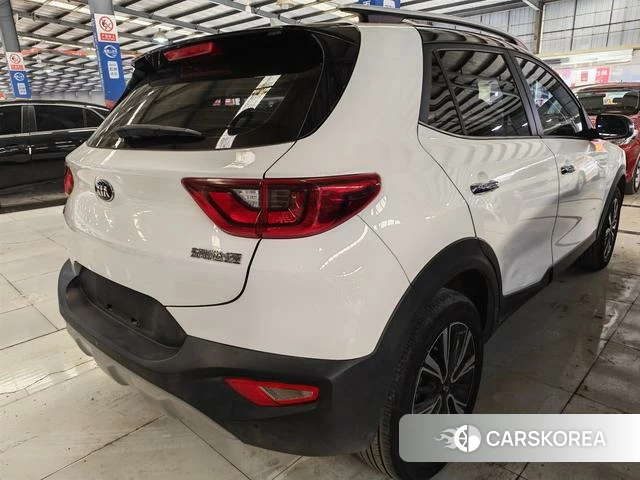 Kia Yi Ran 2021 Белый из Китая, фото 6