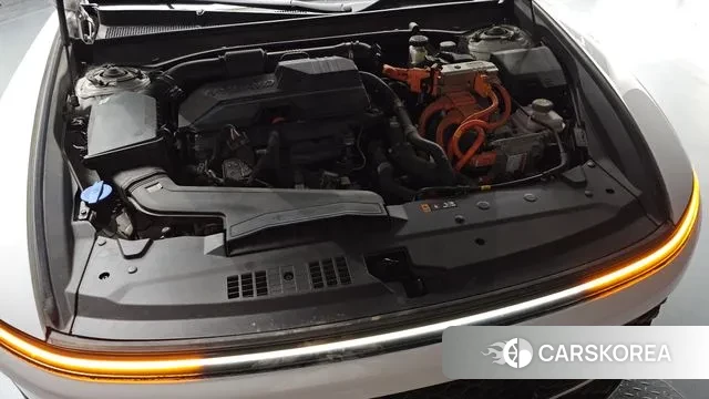 Hyundai Grandeur Hybrid (GN7) id 3394431 из Кореи 16