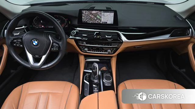 BMW 5 Series (G30) id 4446791 из Кореи 28
