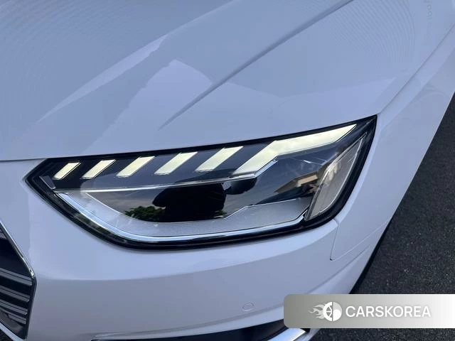 Audi A4L id 4216814 из Китая 12