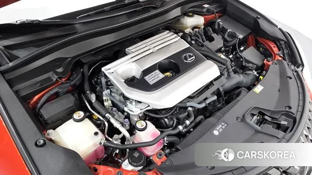 Lexus UX250h id 3766065 из Кореи 16