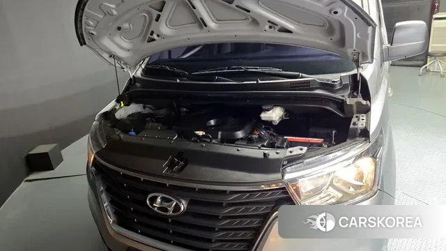 Hyundai The New Grand Starex id 3129053 из Кореи 16