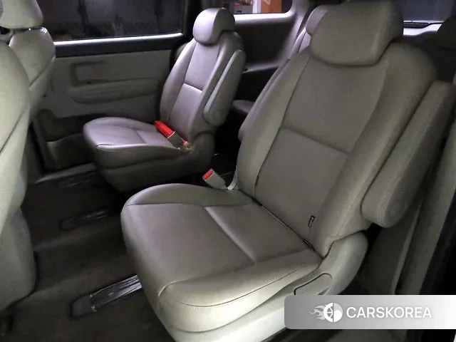 Kia The New Carnival id 3778900 из Кореи 16