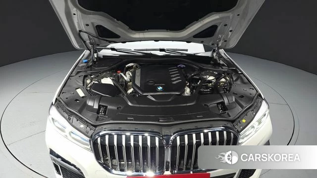 BMW 7 Series (G11) id 4646687 из Кореи 16
