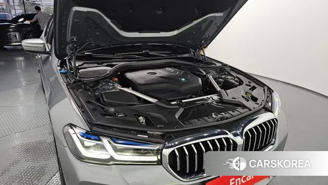 BMW 5 Series (G30) id 2959242 из Кореи 16