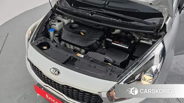 Kia The New Carens id 3672903 из Кореи 16