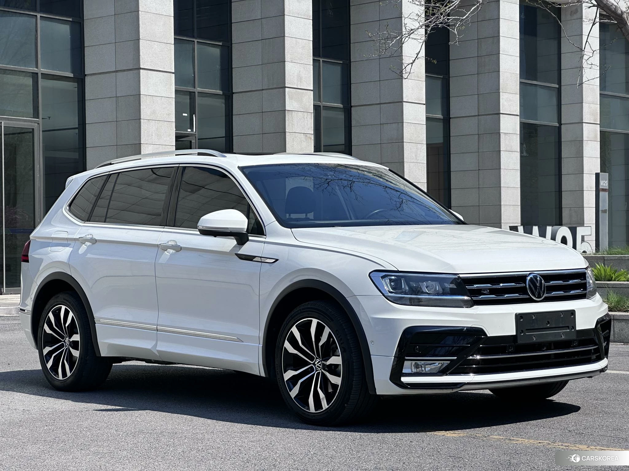 Volkswagen Tiguan L id 4513943 из Китая 20