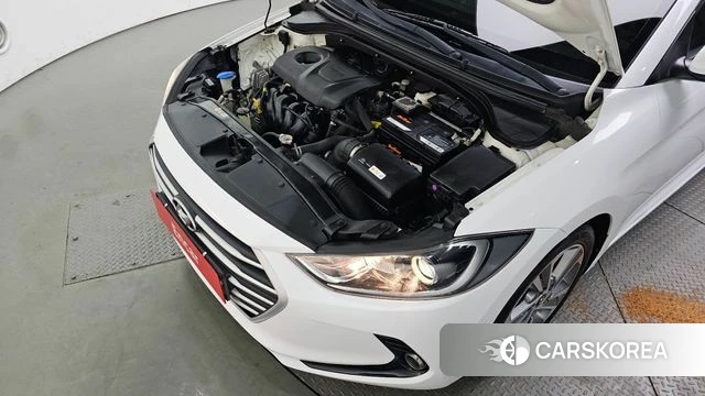 Hyundai Avante AD id 4850218 из Кореи 27