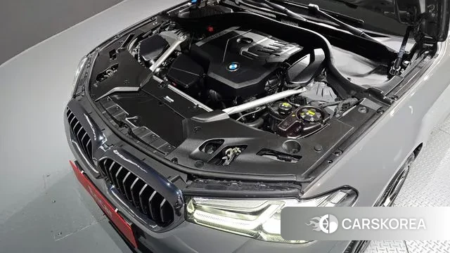 BMW 5 Series (G30) id 3764341 из Кореи 16