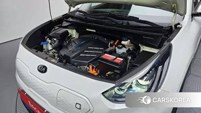 Kia Niro EV id 3407854 из Кореи 16