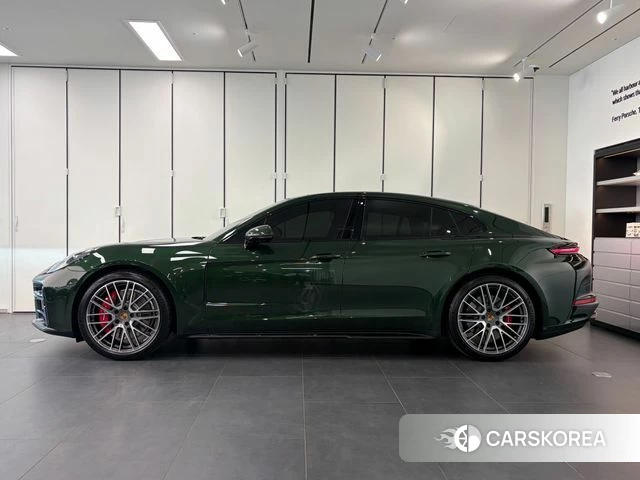 Porsche Panamera (976) id 3863812 из Кореи 8