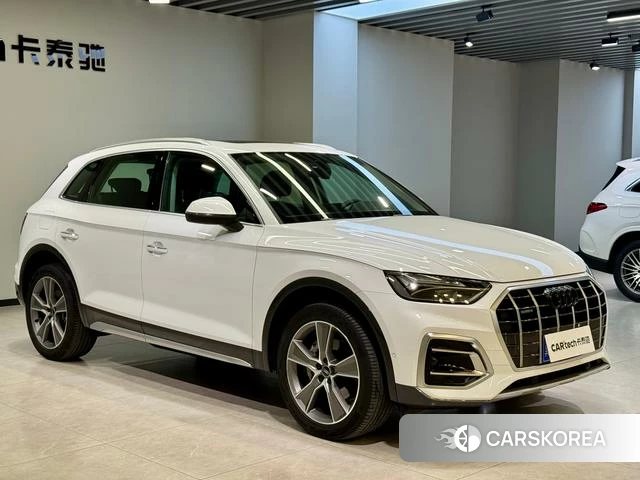 Audi Q5L id 3837333 из Китая 26