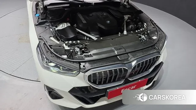 BMW 5 Series (G60) id 3467110 из Кореи 16