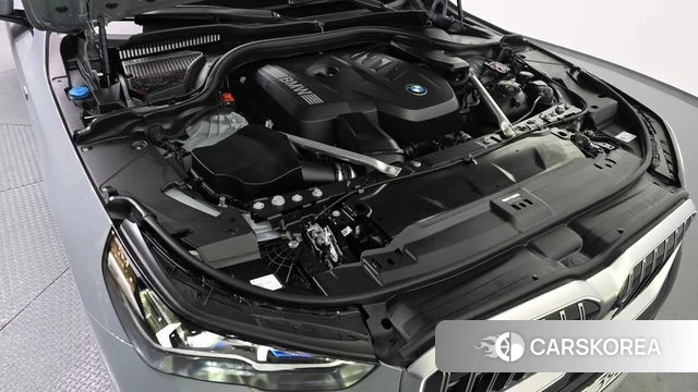 BMW 5 Series (G60) id 3798155 из Кореи 16