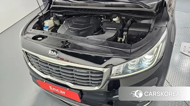 Kia The New Carnival id 3319570 из Кореи 16