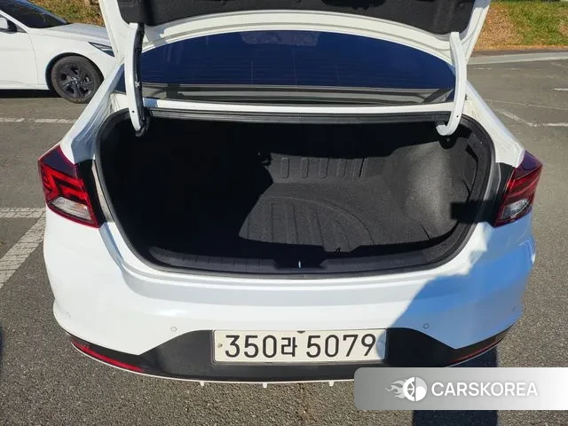 Hyundai The New Avante AD id 3439399 из Кореи 16