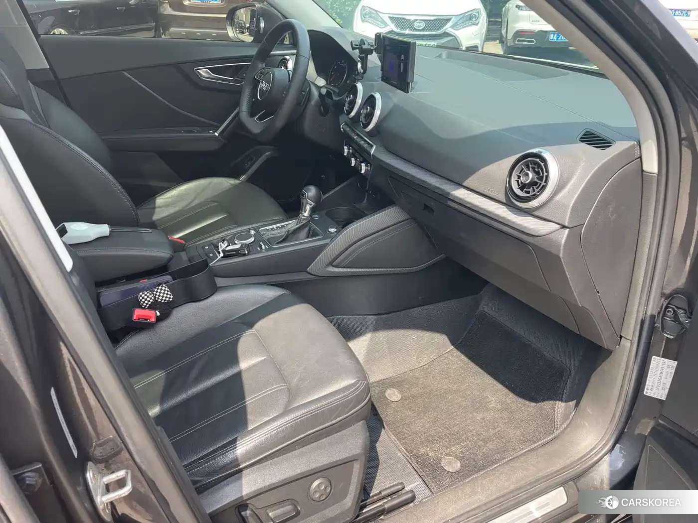 Audi Q2L id 4655260 из Китая 16
