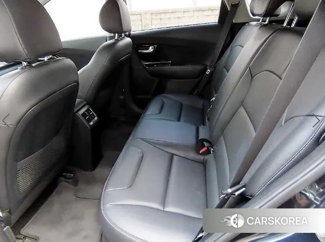 Kia The New Niro id 3697516 из Кореи 16