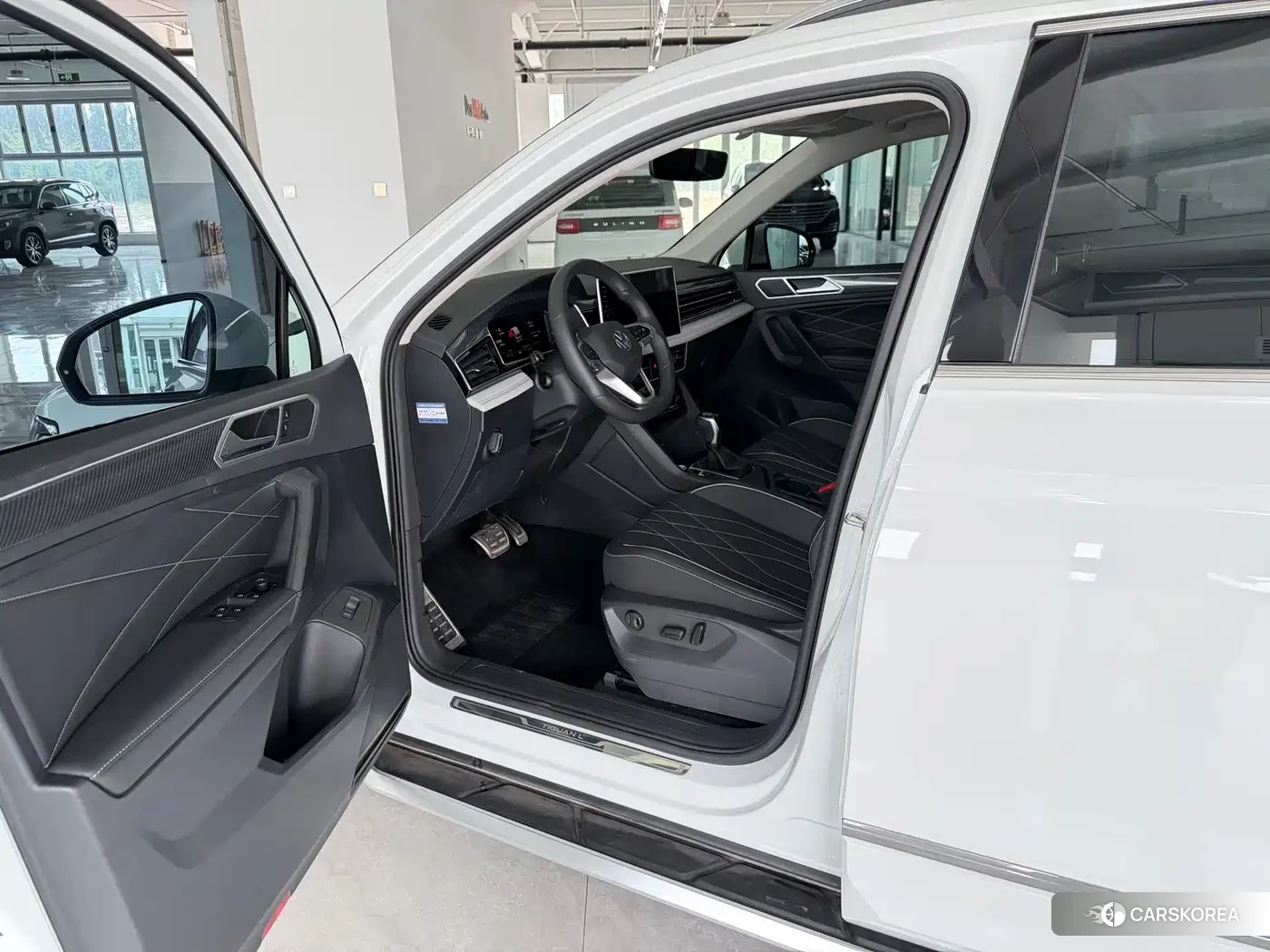 Volkswagen Tiguan L id 4545885 из Китая 8