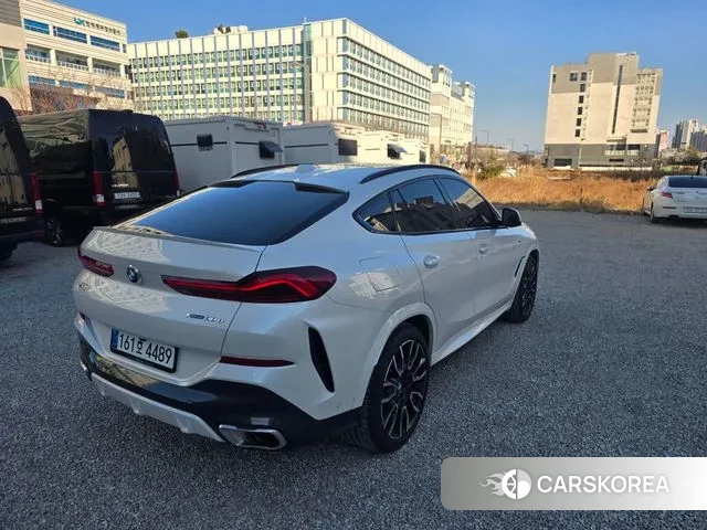 BMW X6 (G06) 2025 Белый из Кореи, фото 6