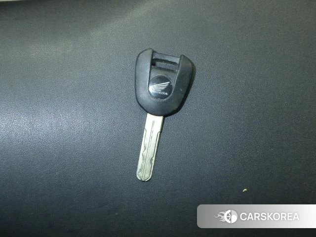 Honda CB250R id 4184445 из Японии 20