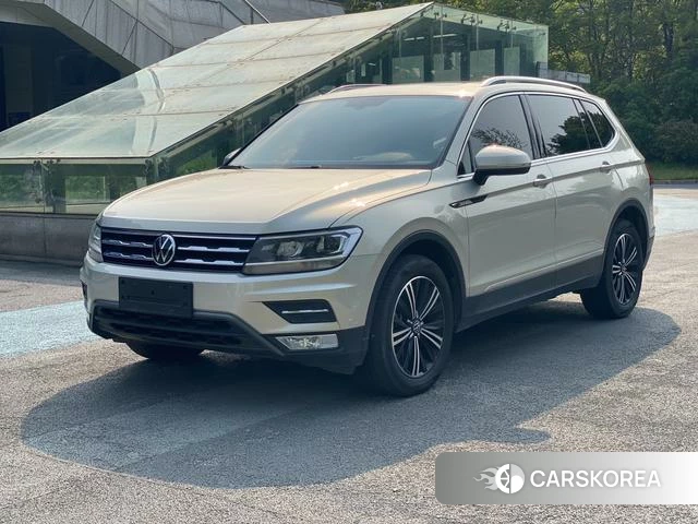 Volkswagen Tiguan L 2021 Шампань из Китая, фото 6