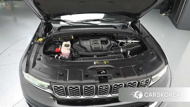 Jeep Grand Cherokee (WL) id 4475676 из Кореи 29