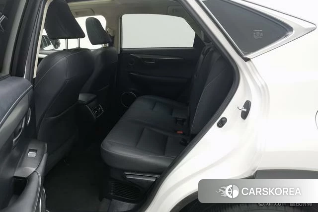 Lexus NX id 4210692 из Китая 20