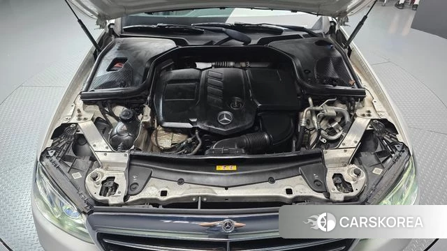 Mercedes-Benz E-Class W213 id 4596340 из Кореи 16