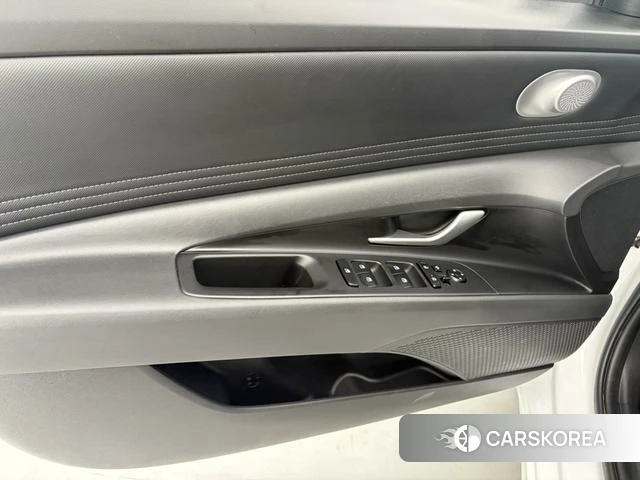 Hyundai Elantra id 4328897 из Китая 10