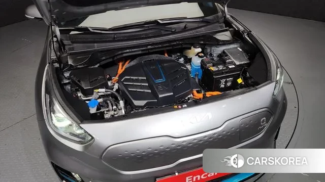 Kia Niro EV id 3192224 из Кореи 16