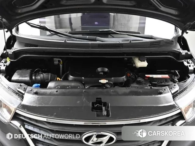 Hyundai The New Grand Starex id 3536155 из Кореи 16