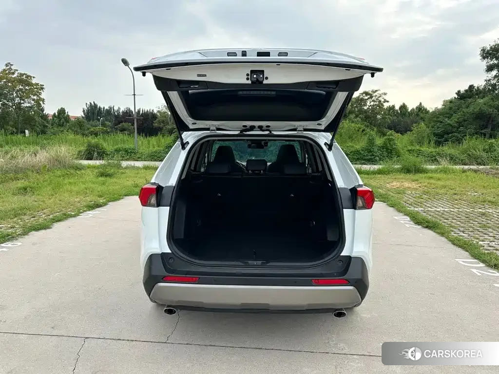 Toyota RAV4 id 4628265 из Китая 25