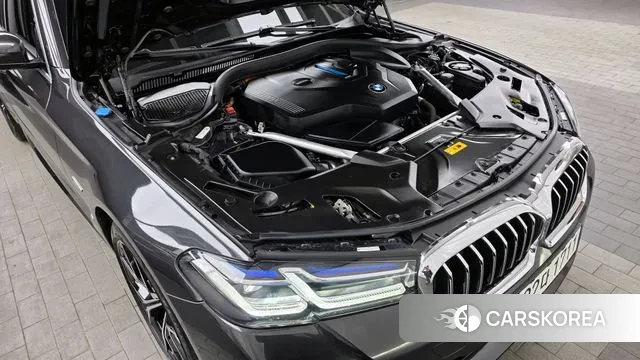 BMW 5 Series (G30) id 3746059 из Кореи 16