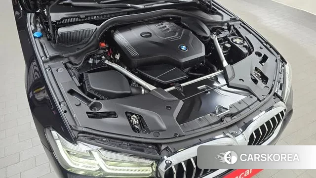 BMW 5 Series (G30) id 3497337 из Кореи 16