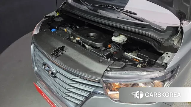 Hyundai The New Grand Starex id 3499501 из Кореи 16