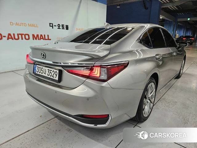 Lexus ES300h 7th generation id 4511065 из Кореи 16