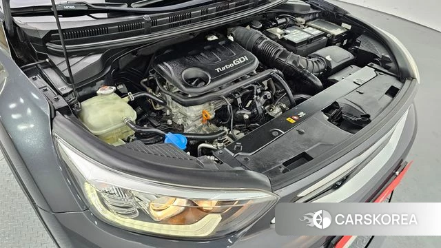 Kia Stonic id 4196966 из Кореи 27