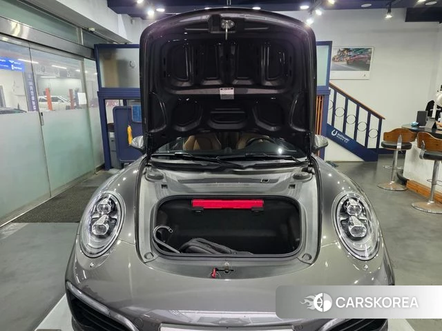 Porsche 911(992) id 4563378 из Кореи 16