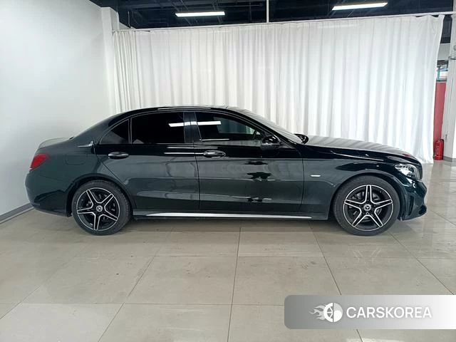 Mercedes-Benz Class C id 4334793 из Китая 16
