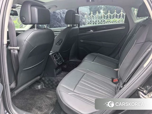 Volkswagen Passat id 4215137 из Китая 16