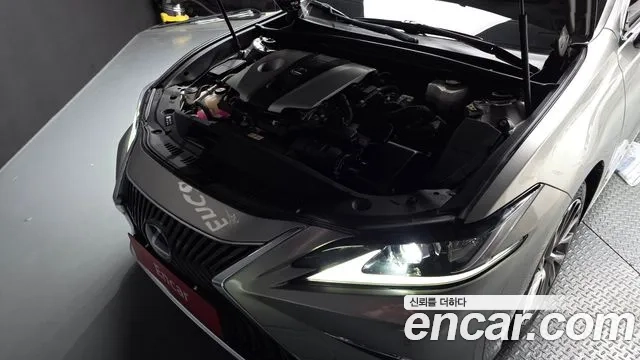 Lexus ES300h 7th generation id 2917695 из Кореи 16