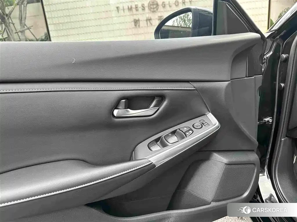 Nissan Sylphy id 4553861 из Китая 17