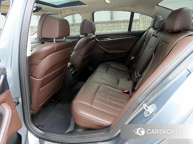 BMW 5 Series (G30) id 3899537 из Кореи 16