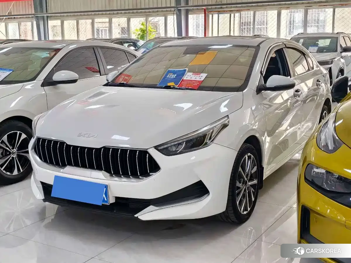 Kia K3 2022 Белый из Китая, фото 6