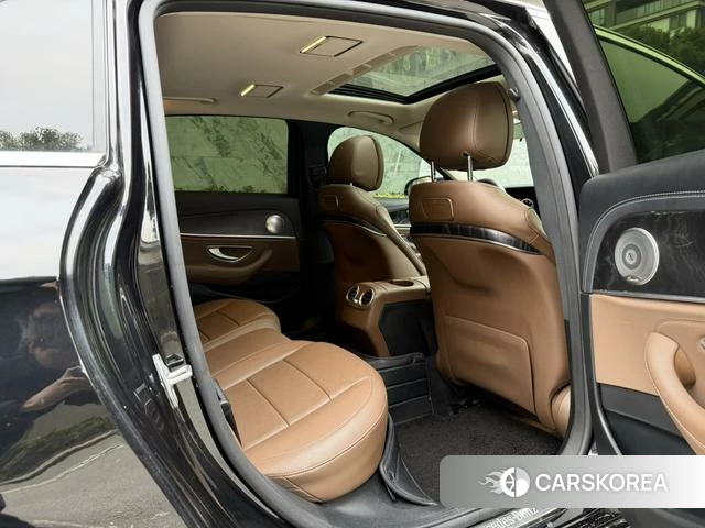 Mercedes-Benz E-class id 4241363 из Китая 12