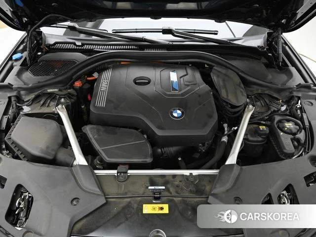 BMW 5 Series (G30) id 3852034 из Кореи 16